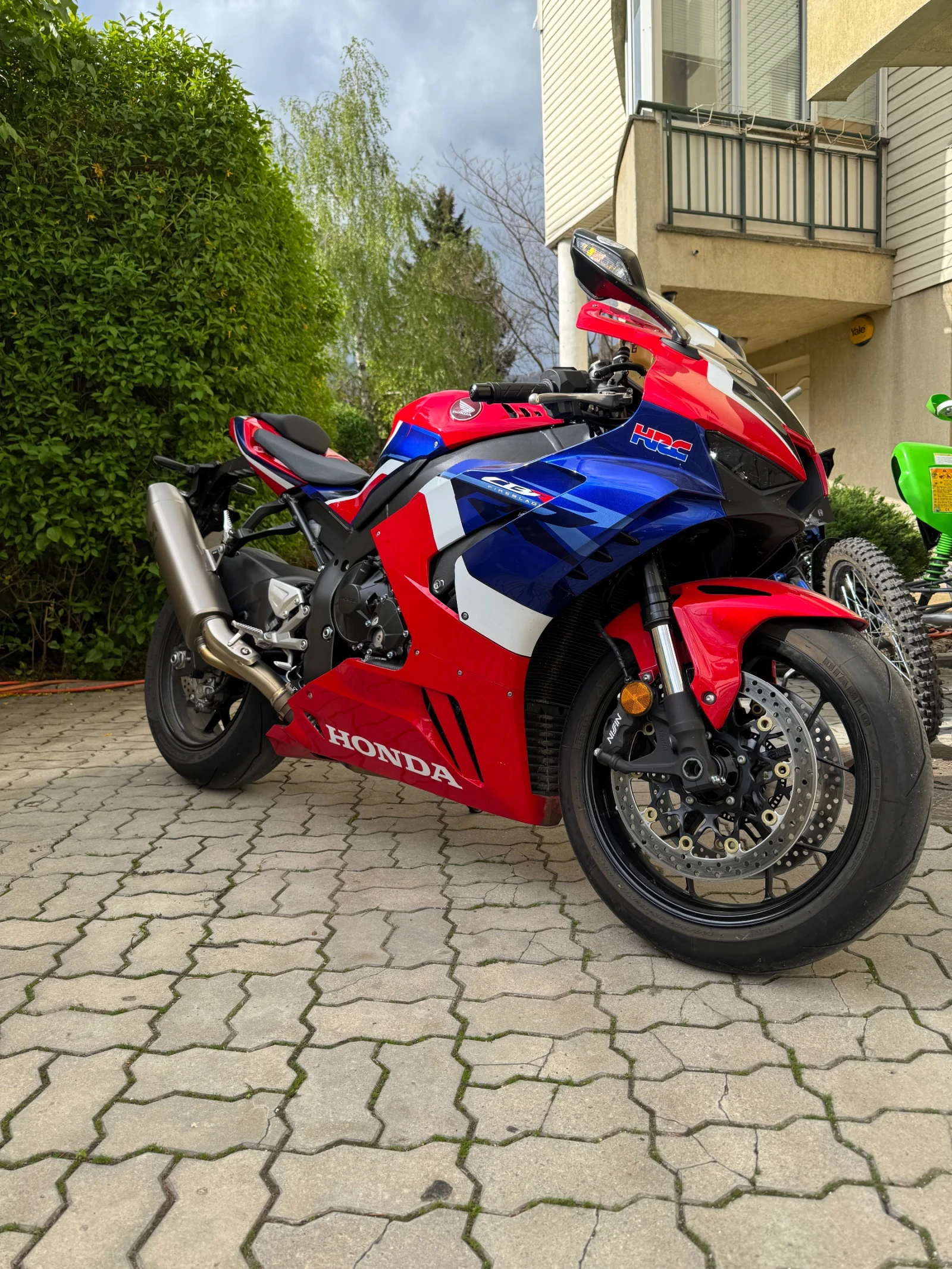 Honda Cbr CBR 1000 RRR - изображение 2
