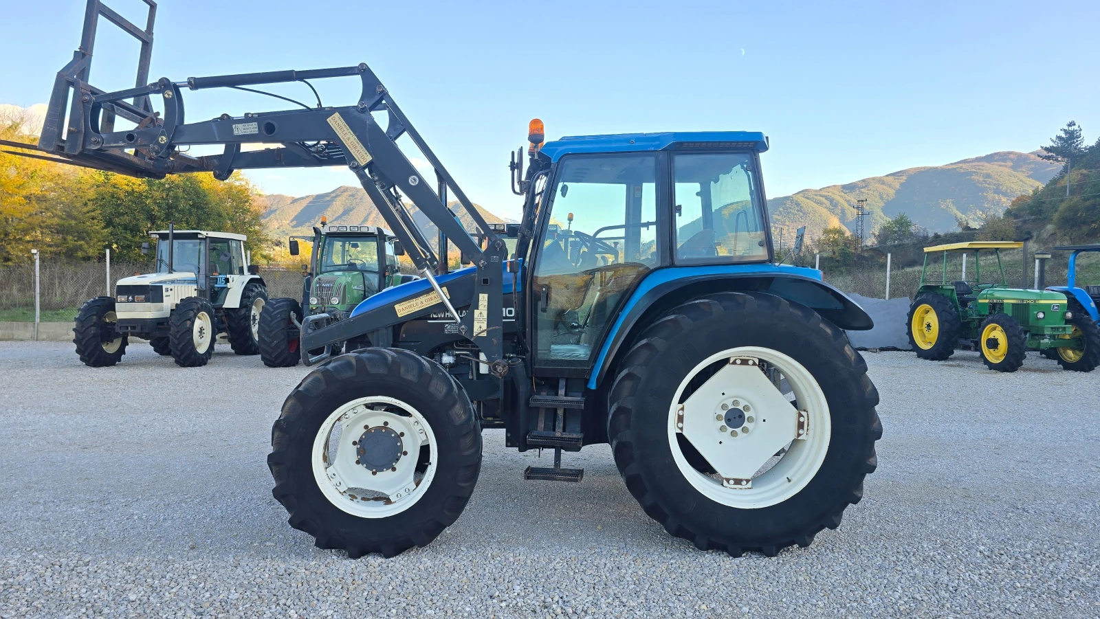  New Holland TS-110.  | Mobile.bg   4