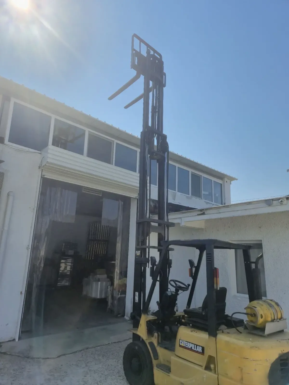 ������� Cat ������� | Mobile.bg � ����������� 3