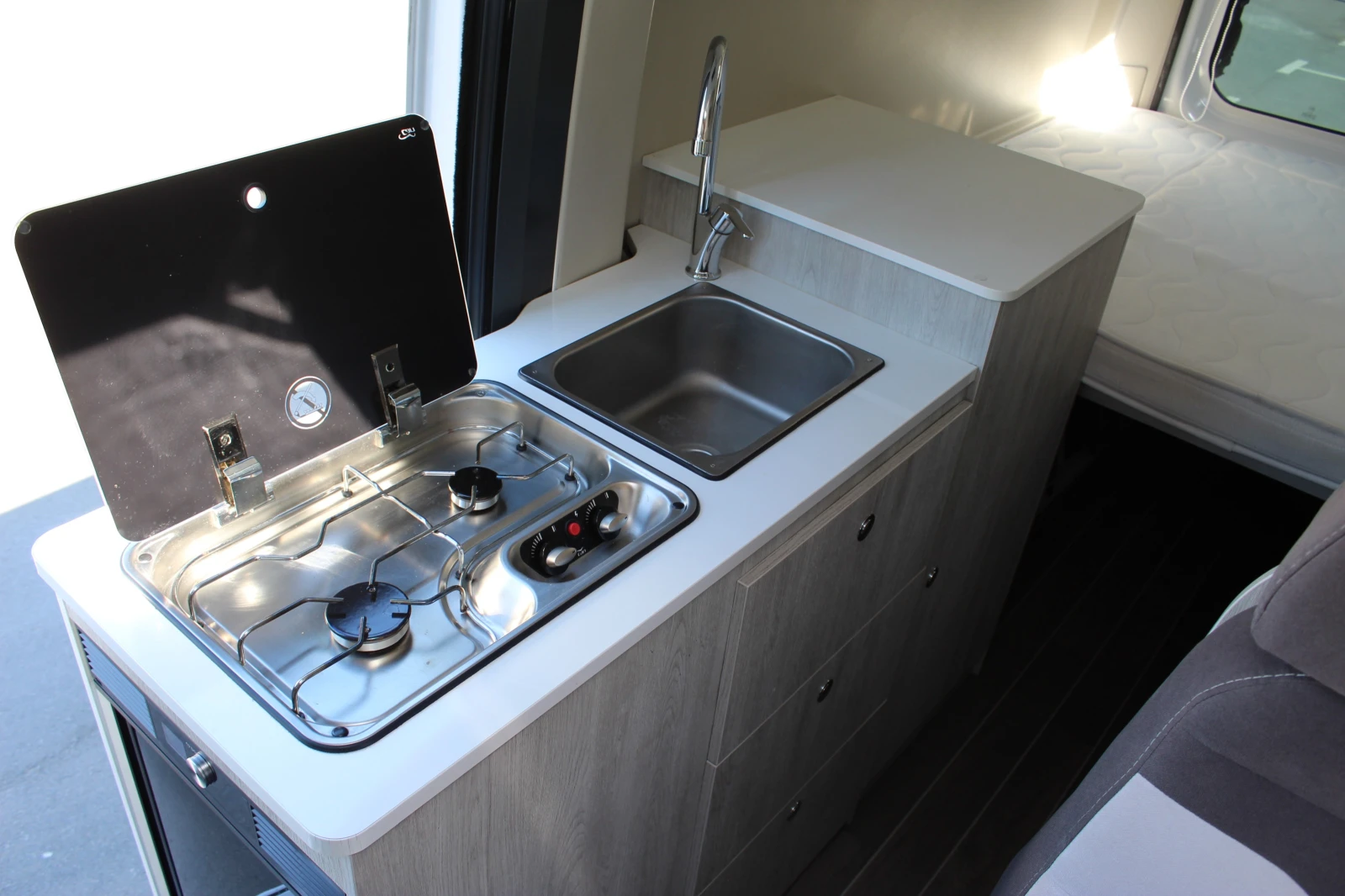 Кемпер ROLLER TEAM Livingstone НОВ, снимка 10 - Каравани и кемпери - 54305381