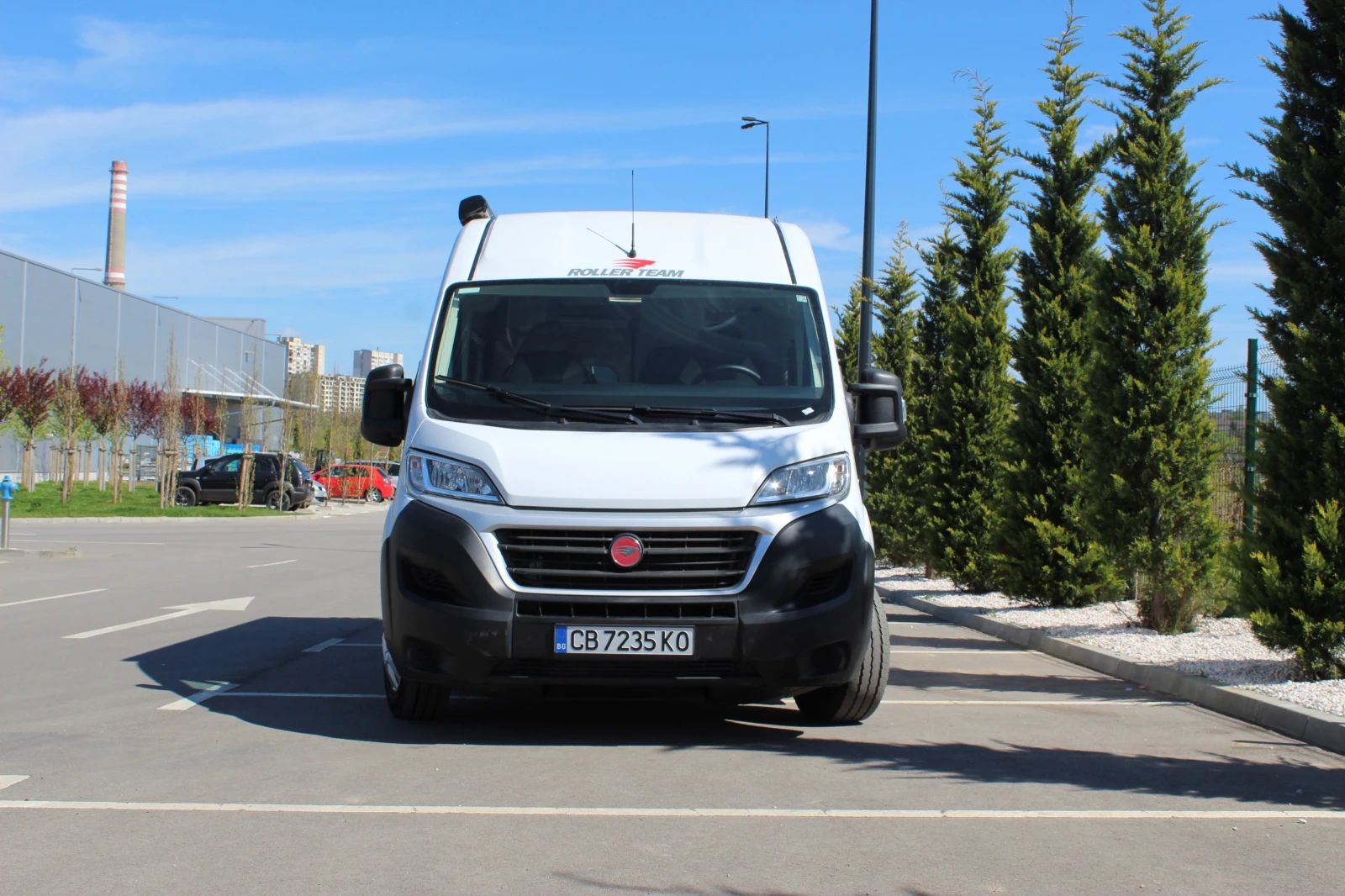 Кемпер ROLLER TEAM Livingstone НОВ, снимка 3 - Каравани и кемпери - 54305381