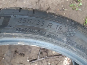 Гуми Летни 255/35R19, снимка 3 - Гуми и джанти - 52717971