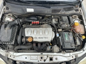 Opel Astra 1.8//НА ЧАСТИ, снимка 4