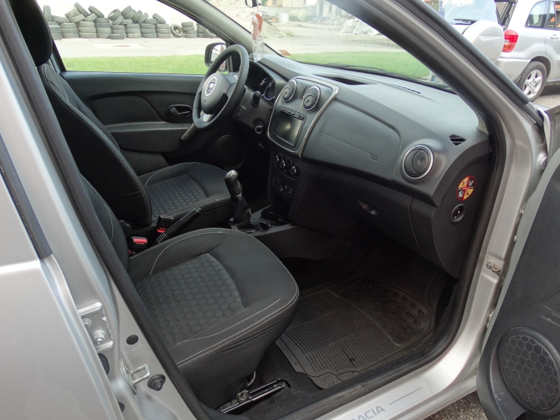 Dacia Logan 1.5 dci промоция, снимка 3 - Автомобили и джипове - 38089665