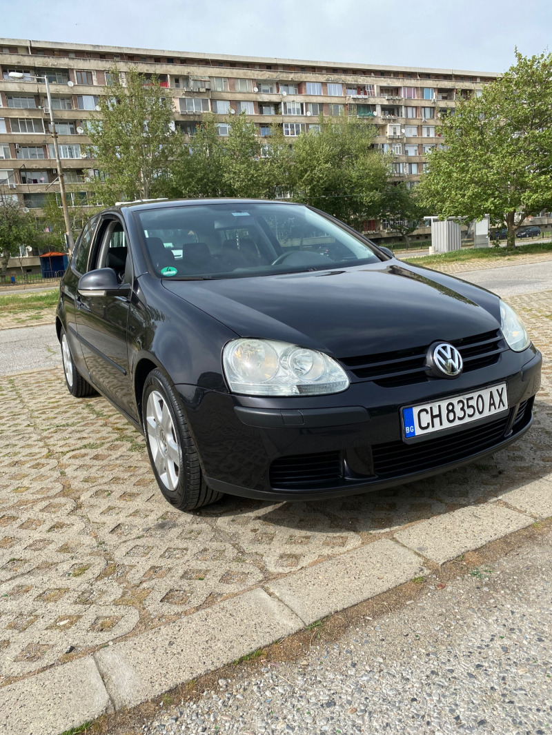 VW Golf, снимка 1 - Автомобили и джипове - 45302668