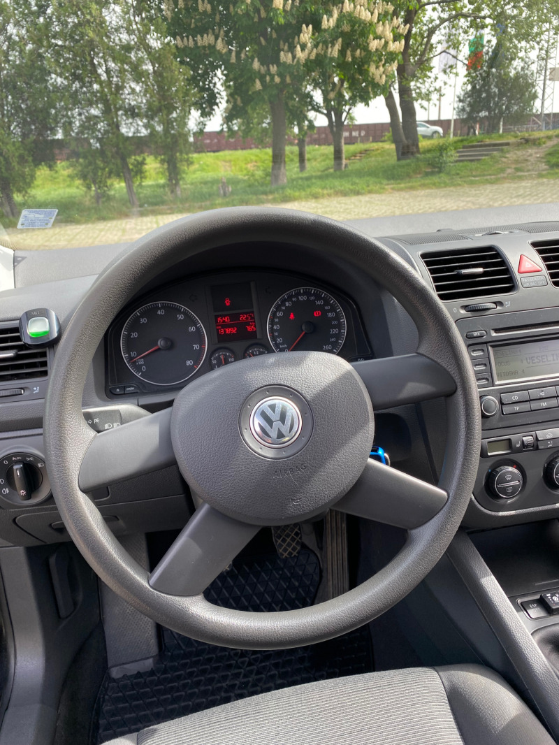 VW Golf, снимка 6 - Автомобили и джипове - 45302668