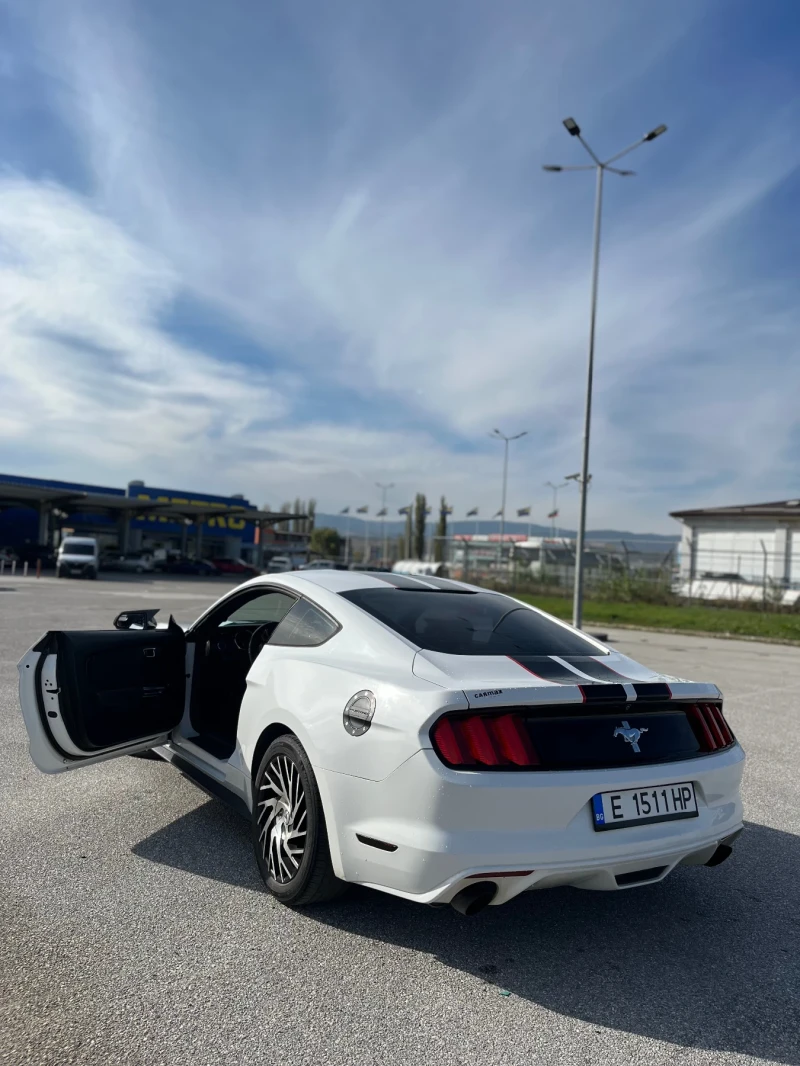 Ford Mustang 3.7 V6, снимка 8 - Автомобили и джипове - 47622258