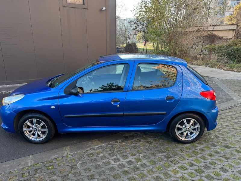 Peugeot 206 1.4 HDI 145.000 km, снимка 2 - Автомобили и джипове - 48467597