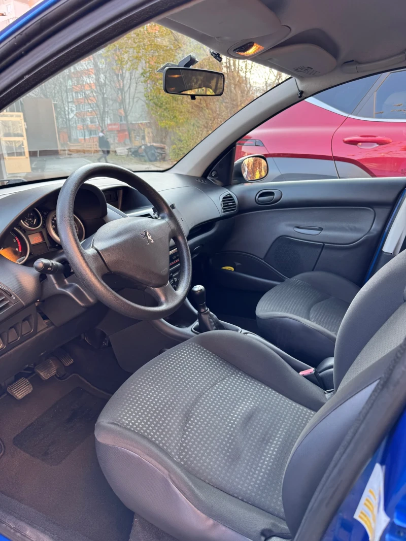 Peugeot 206 1.4 HDI 145.000 km, снимка 6 - Автомобили и джипове - 48467597