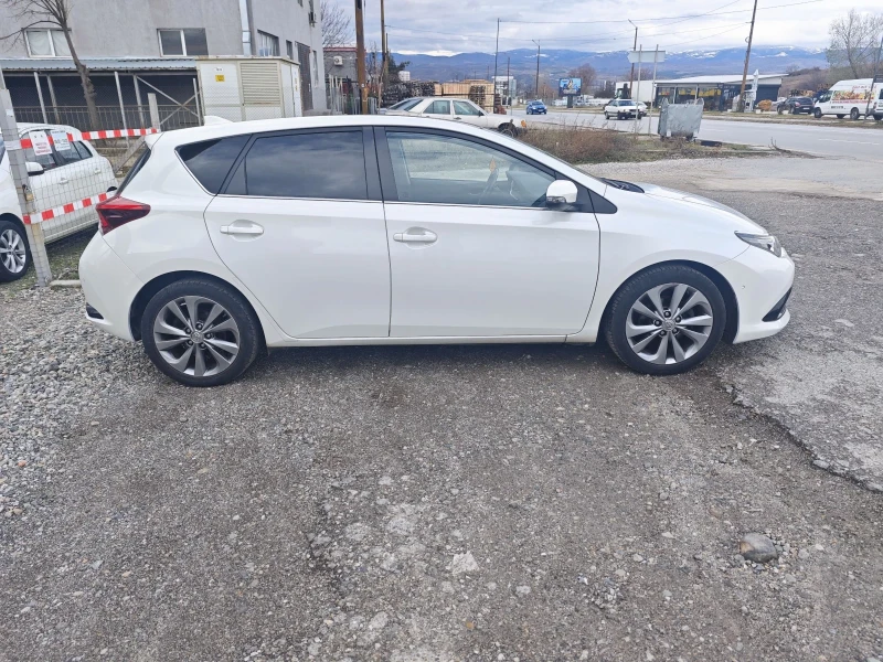 Toyota Auris Exclusive , снимка 4 - Автомобили и джипове - 48464627