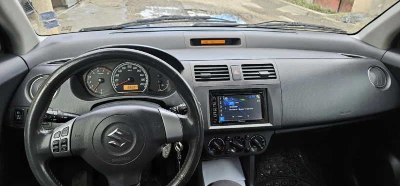 Suzuki Swift, снимка 13 - Автомобили и джипове - 52544652