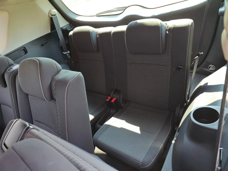 Toyota Verso D4D 7 места камера за заден ход Euro 5B, снимка 8 - Автомобили и джипове - 51375062