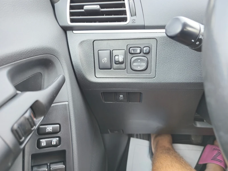 Toyota Verso D4D 7 места камера за заден ход Euro 5B, снимка 12 - Автомобили и джипове - 51375062