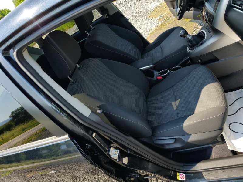 Toyota Verso D4D 7 места камера за заден ход Euro 5B, снимка 16 - Автомобили и джипове - 51375062