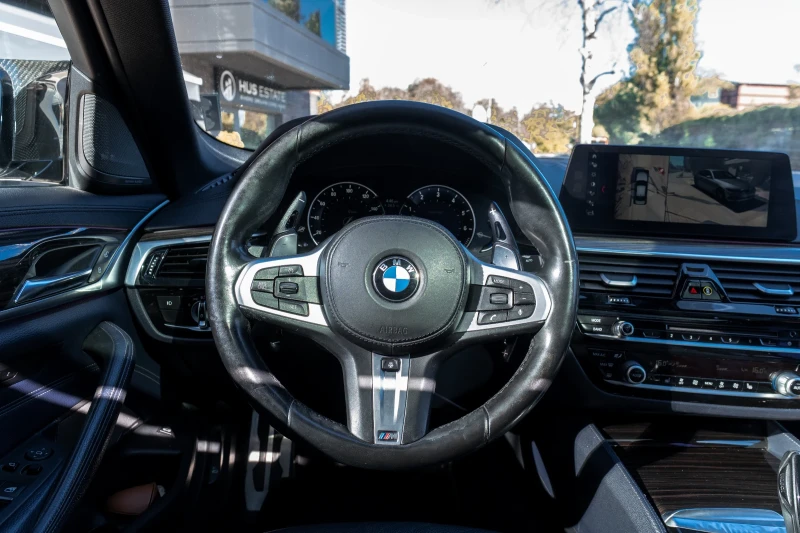BMW 540 M-PACK/FULL LED/HEAD UP/360/ASSIST/GESTURE, снимка 13 - Автомобили и джипове - 52110192