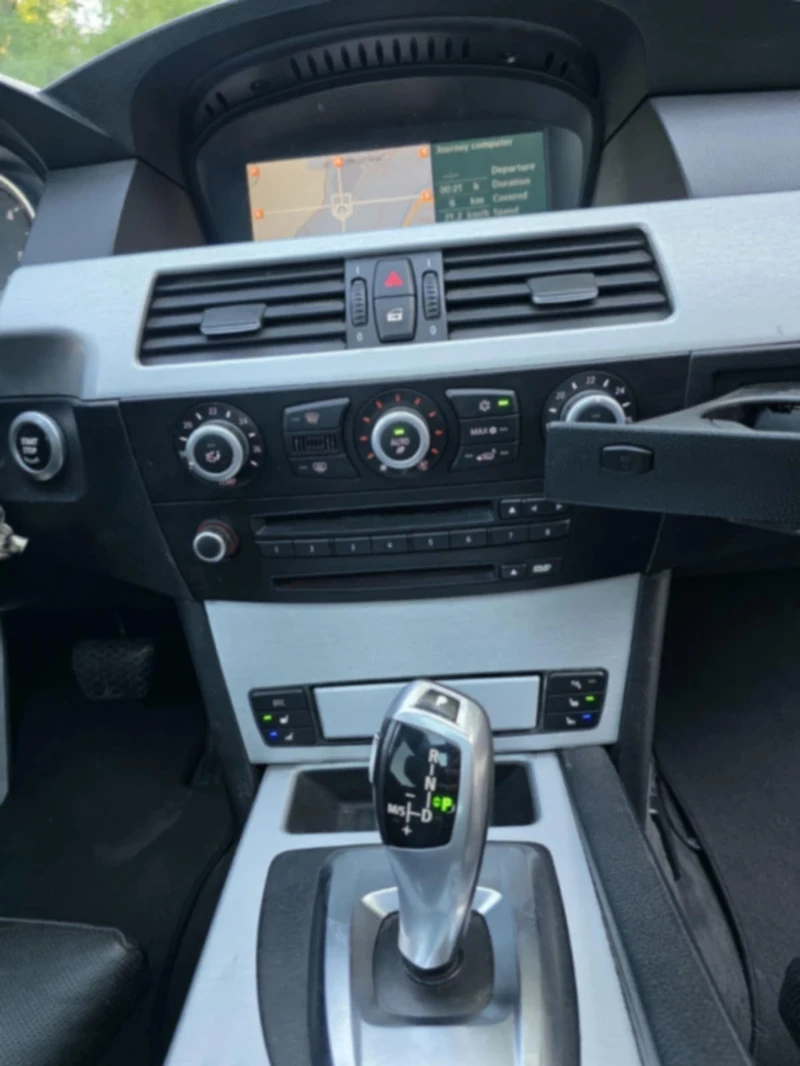 BMW 530 D M-PACK FACE FULL, снимка 13 - Автомобили и джипове - 52568930