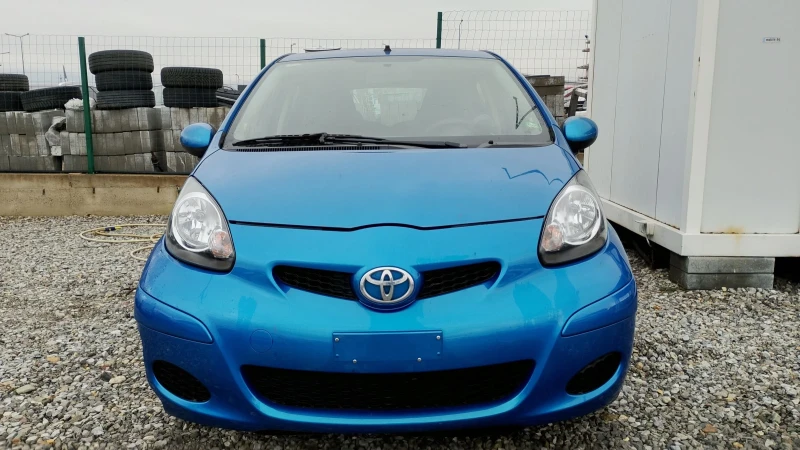Toyota Aygo 1.0 автоматик, снимка 9 - Автомобили и джипове - 53184830
