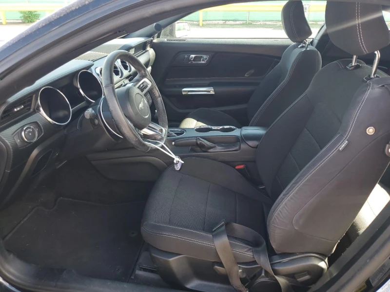 Ford Mustang 3.7l, снимка 7 - Автомобили и джипове - 53600487