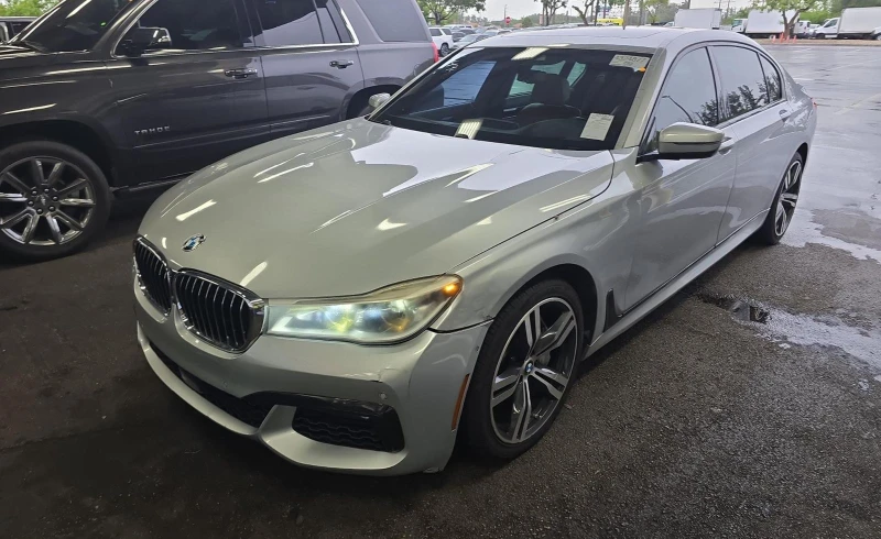 BMW 750 M-PACK* HEADUP* МАСАЖ* SKY PANO* HARMAN* ОБДУХ* FU - 26500 лв. - 49134269 1