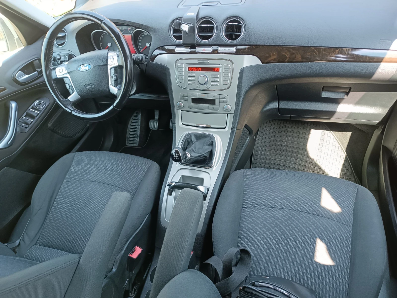 Ford Galaxy 2000 - изображение 10