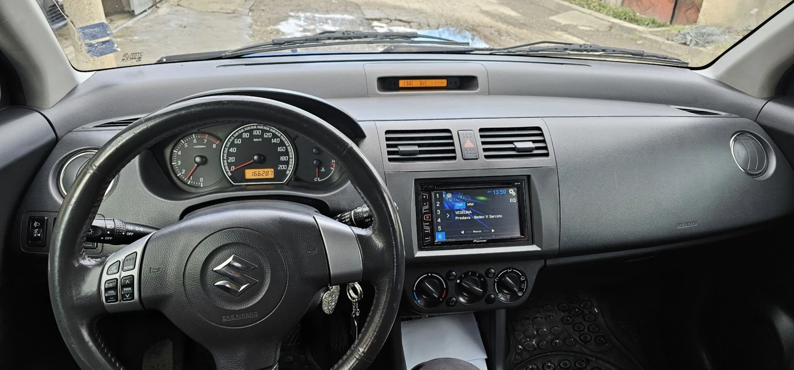 Suzuki Swift | Mobile.bg   13