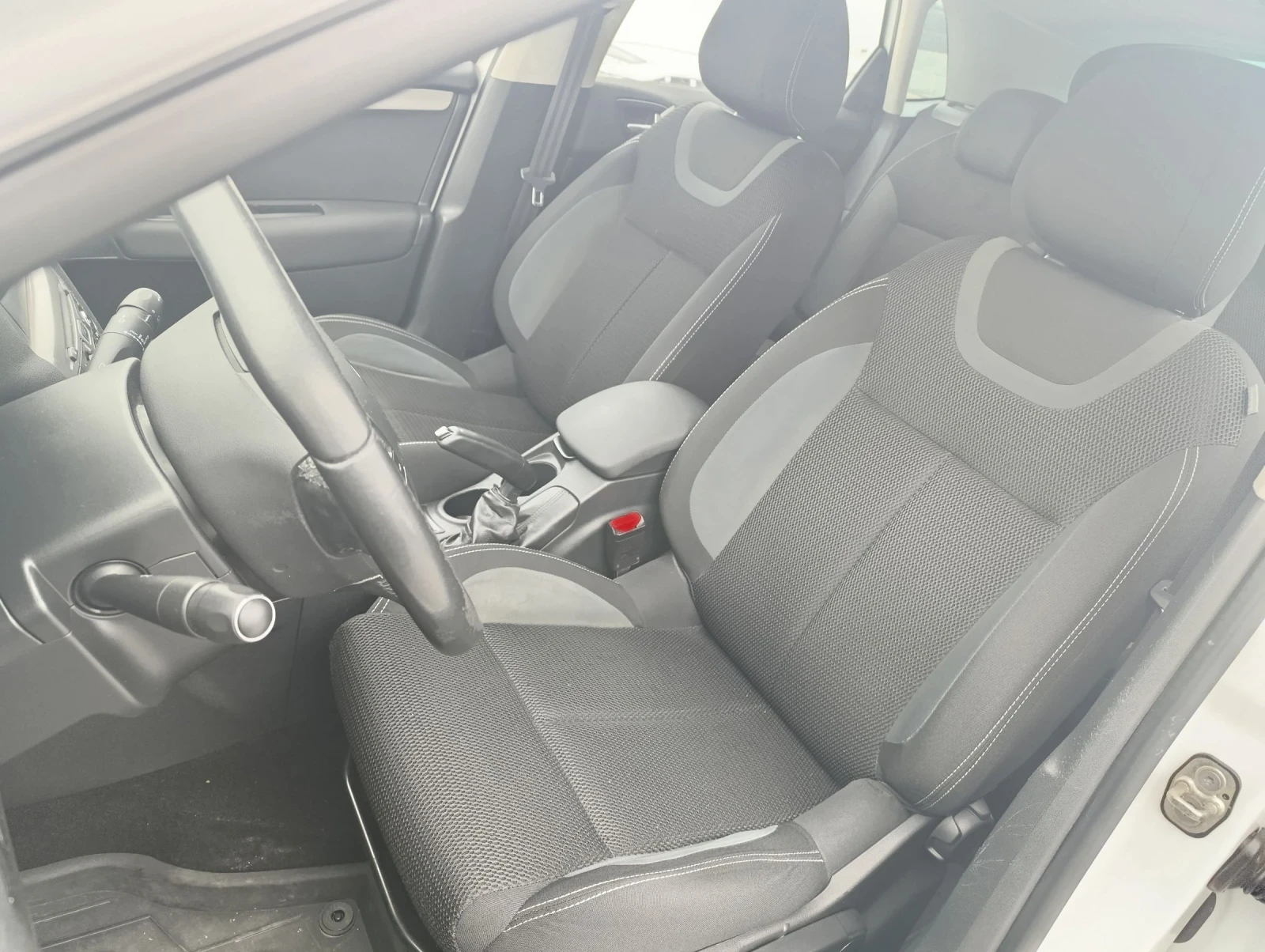 Citroen C4 1.6hdi  evro6, снимка 13 - Автомобили и джипове - 53184830