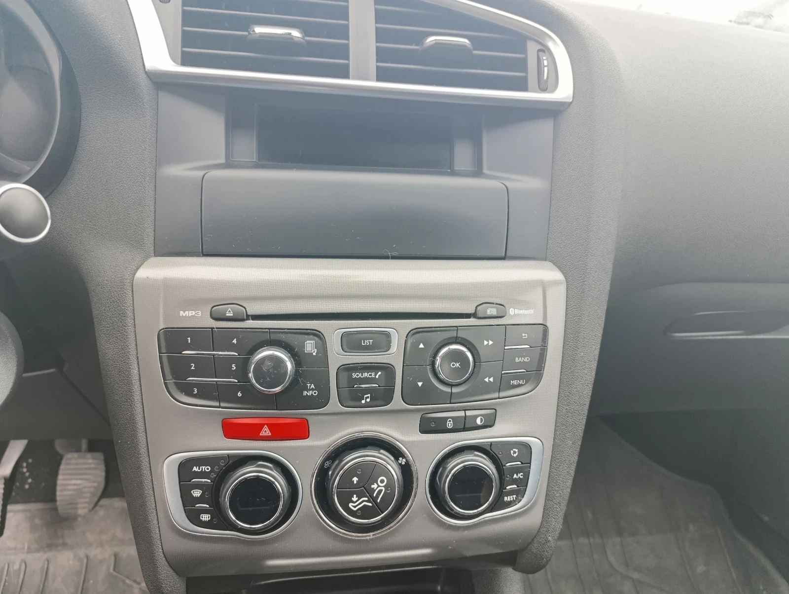 Citroen C4 1.6hdi  evro6, снимка 15 - Автомобили и джипове - 53184830