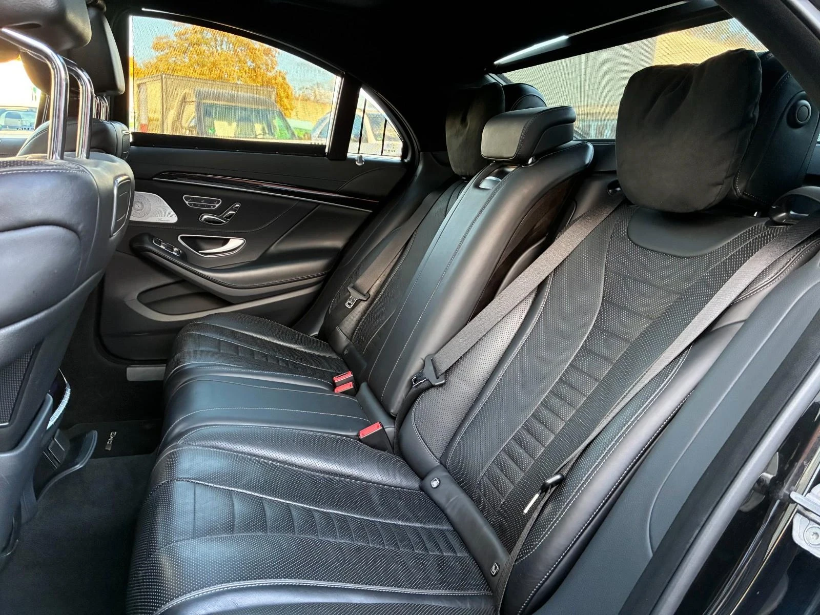 Mercedes-Benz S 400 AMG 4Matic 11000  първоначални  - изображение 8