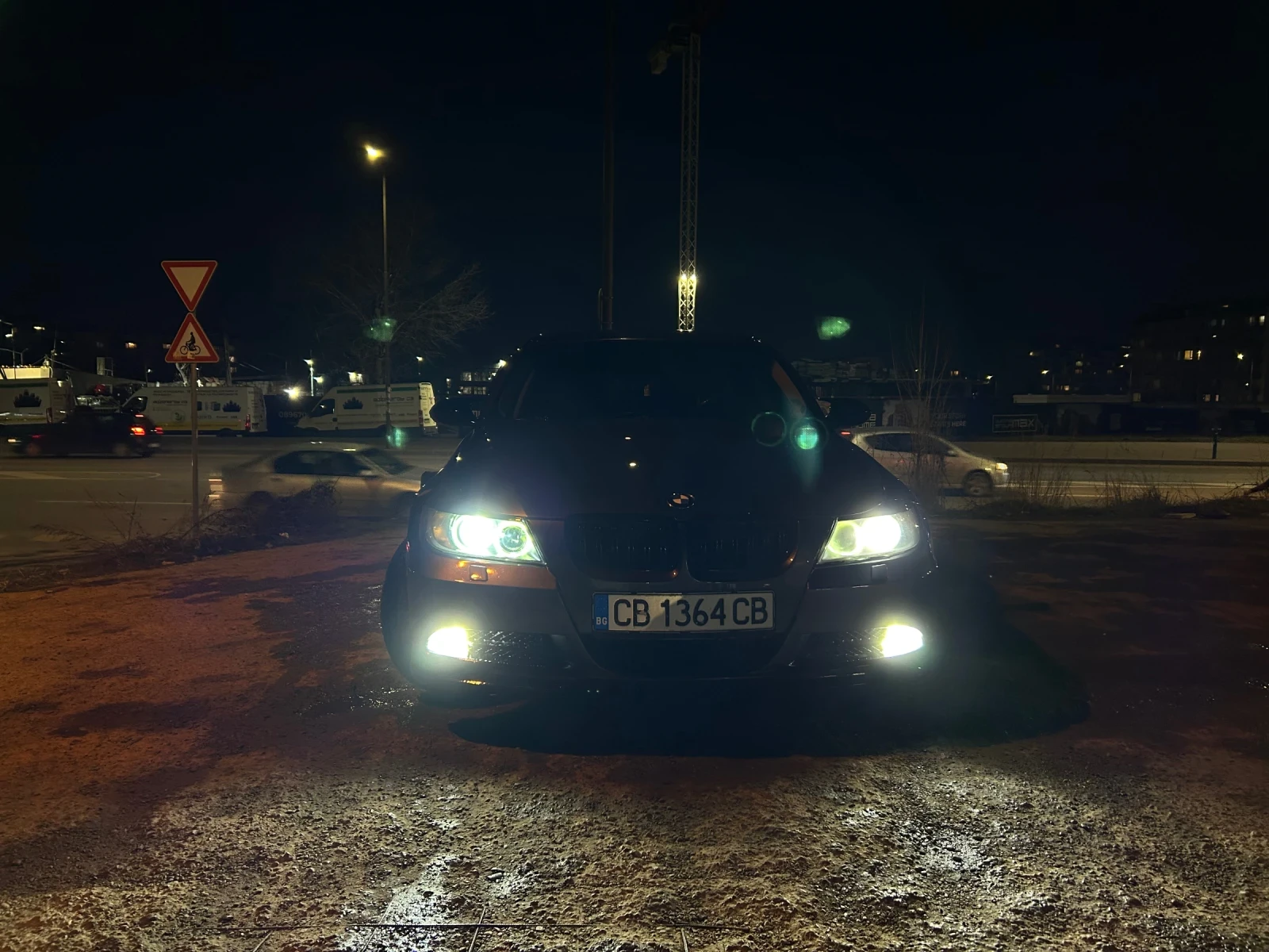 BMW 320 320D, снимка 14 - Автомобили и джипове - 53775209