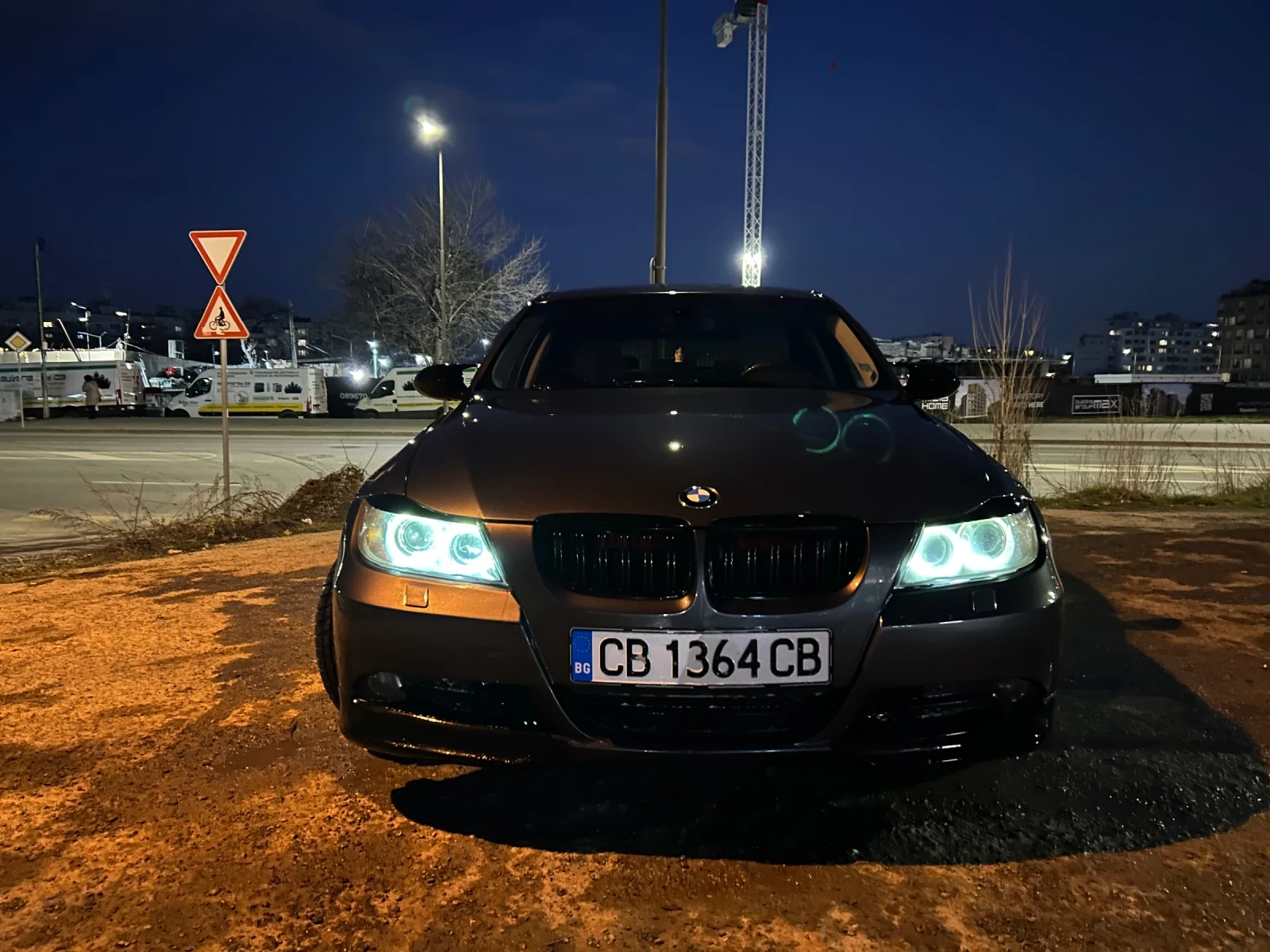 BMW 320 320D, снимка 13 - Автомобили и джипове - 53775209