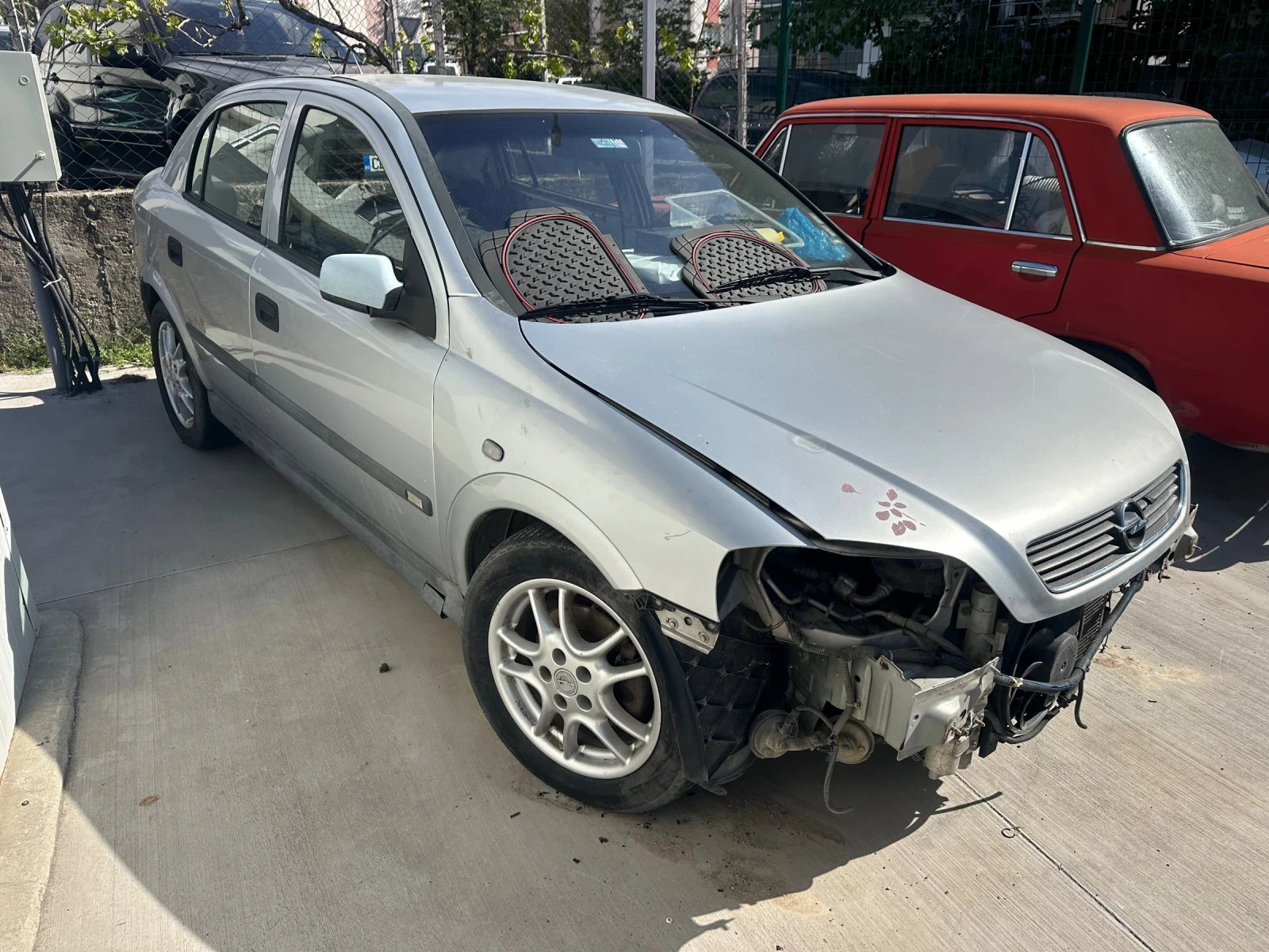 Opel Astra 1.8//НА ЧАСТИ, снимка 2 - Автомобили и джипове - 54101643