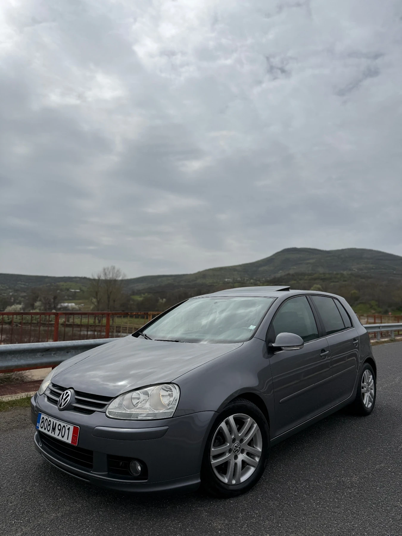 VW Golf 2.0 TDI GT Pack Tour Edition