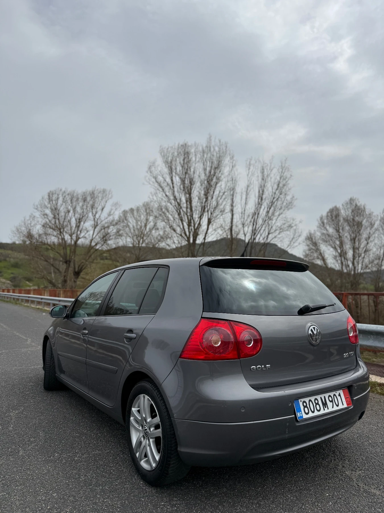 VW Golf 2.0 TDI GT Pack Tour Edition, снимка 2 - Автомобили и джипове - 54220243