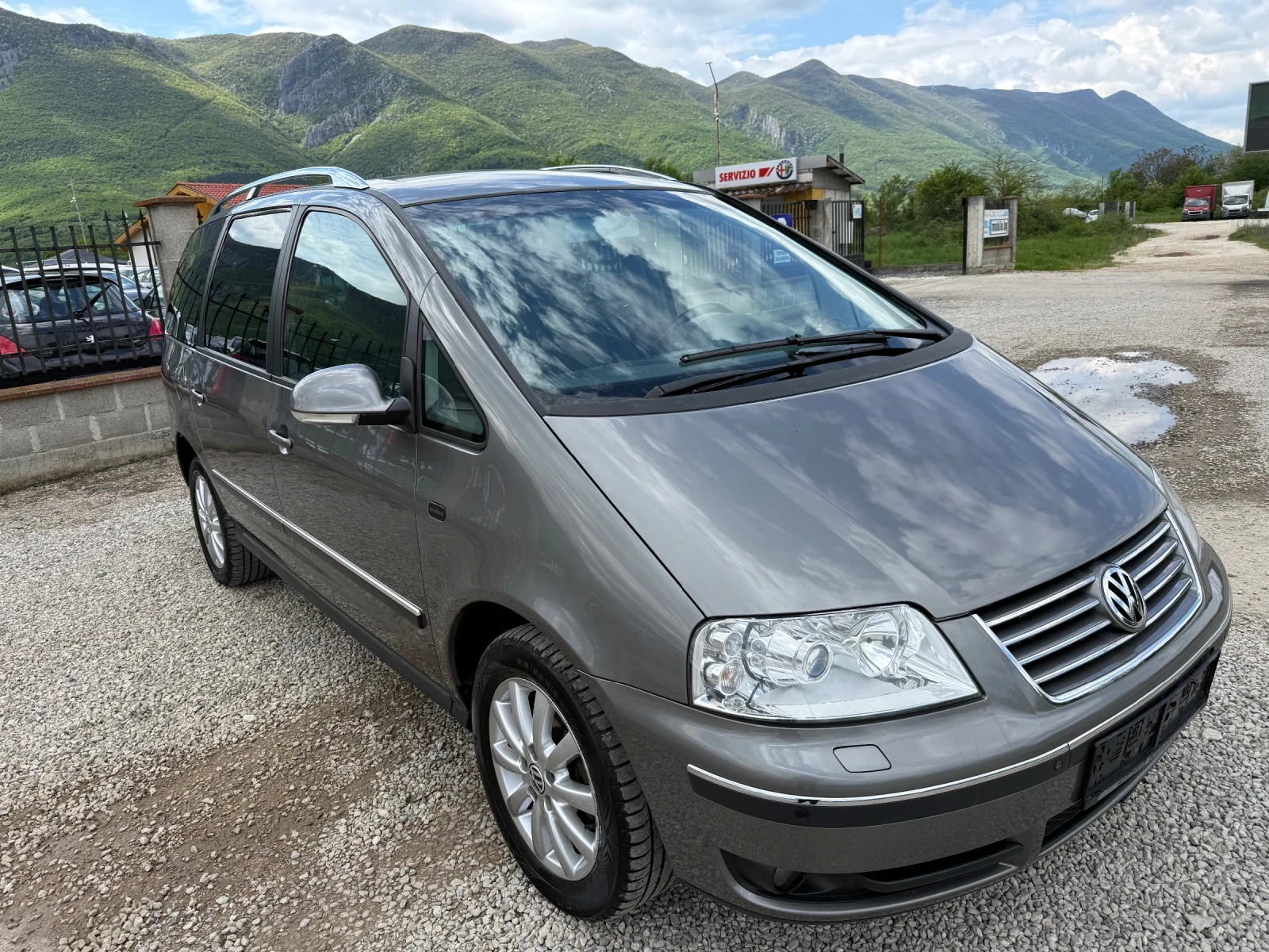 VW Sharan 2.0 TDI 140 к.с. ЕВРО 4, снимка 4 - Автомобили и джипове - 54388504