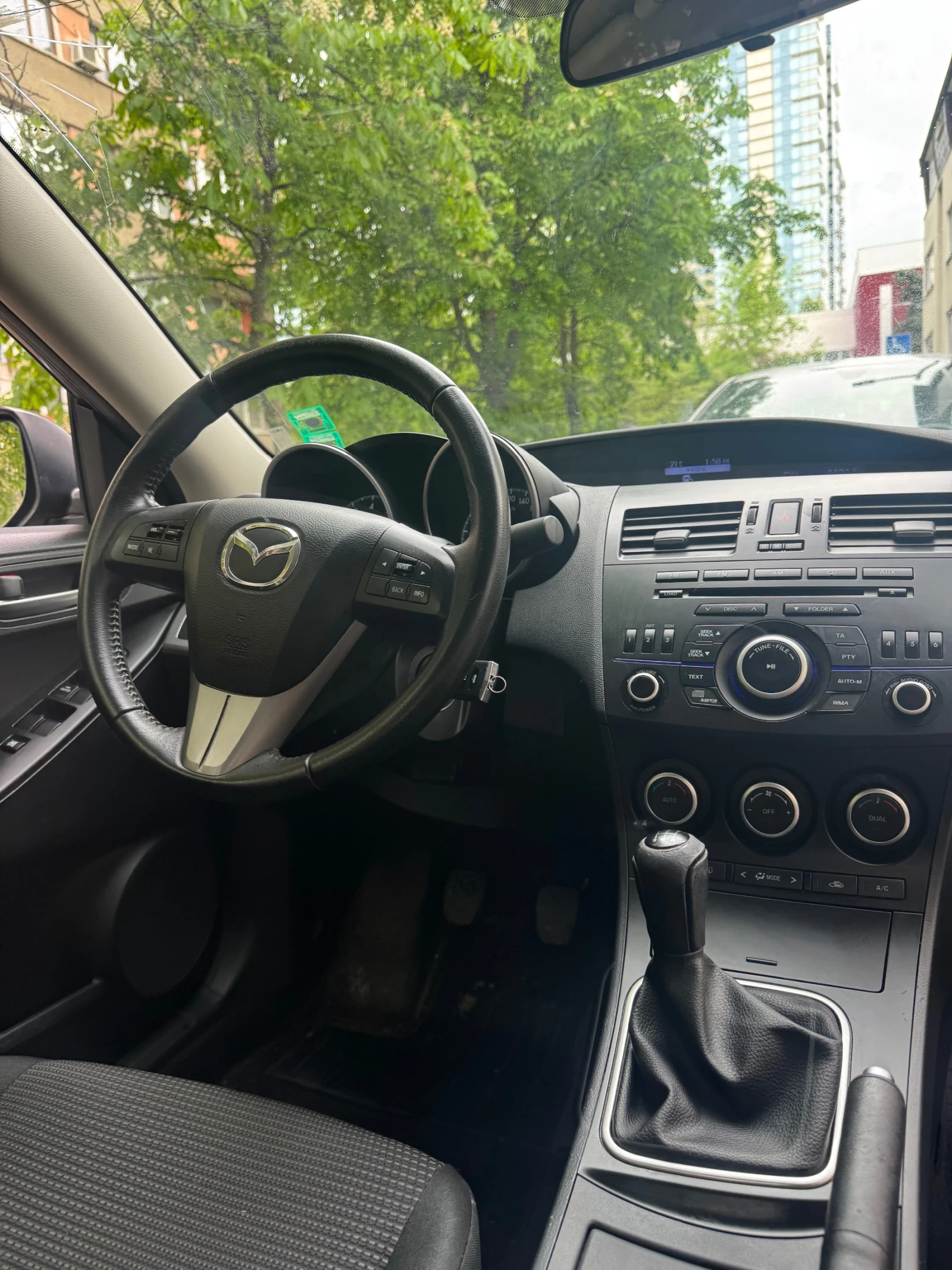 Mazda 3 1.6 | 66, 000 км | първи собственик, снимка 5 - Автомобили и джипове - 54510663