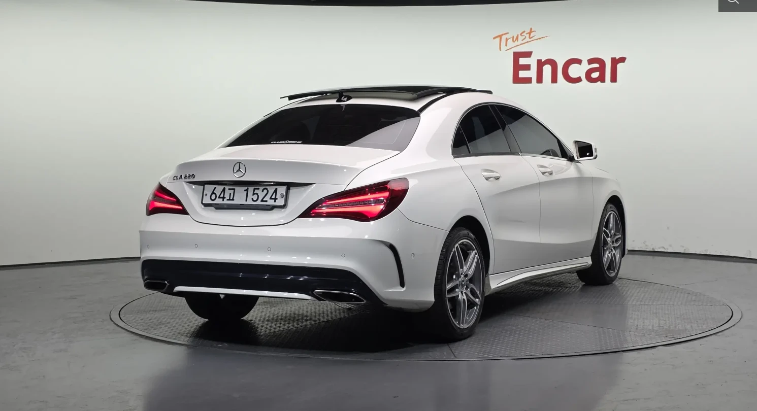 Mercedes-Benz CLA AMG PACKAGE, снимка 4 - Автомобили и джипове - 54610524