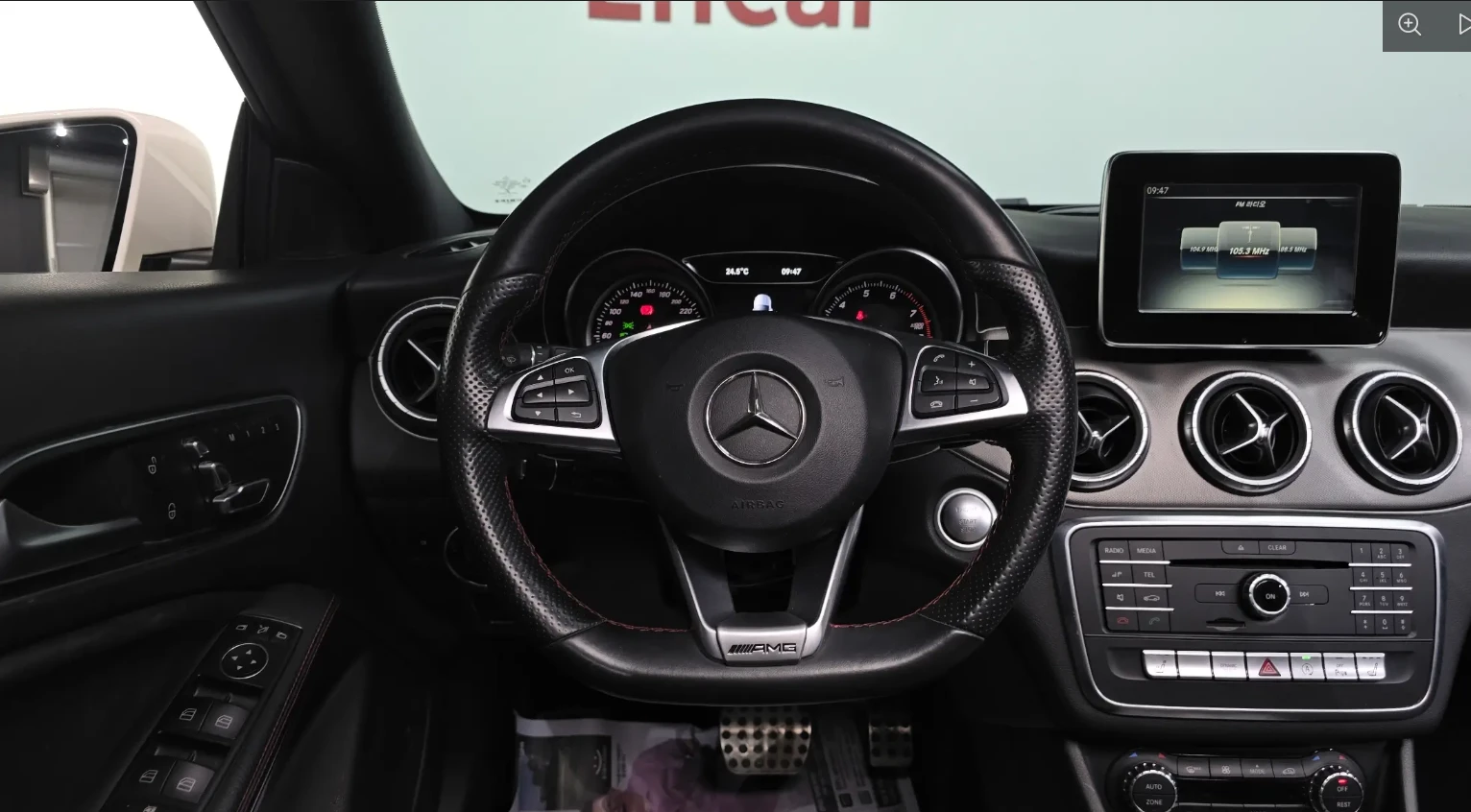 Mercedes-Benz CLA AMG PACKAGE, снимка 12 - Автомобили и джипове - 54610524