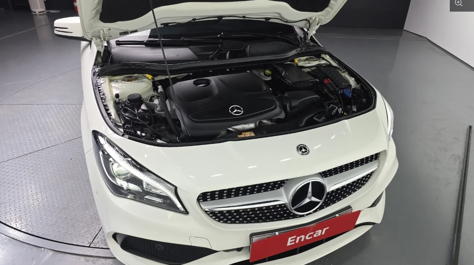 Mercedes-Benz CLA AMG PACKAGE, снимка 5 - Автомобили и джипове - 54610524