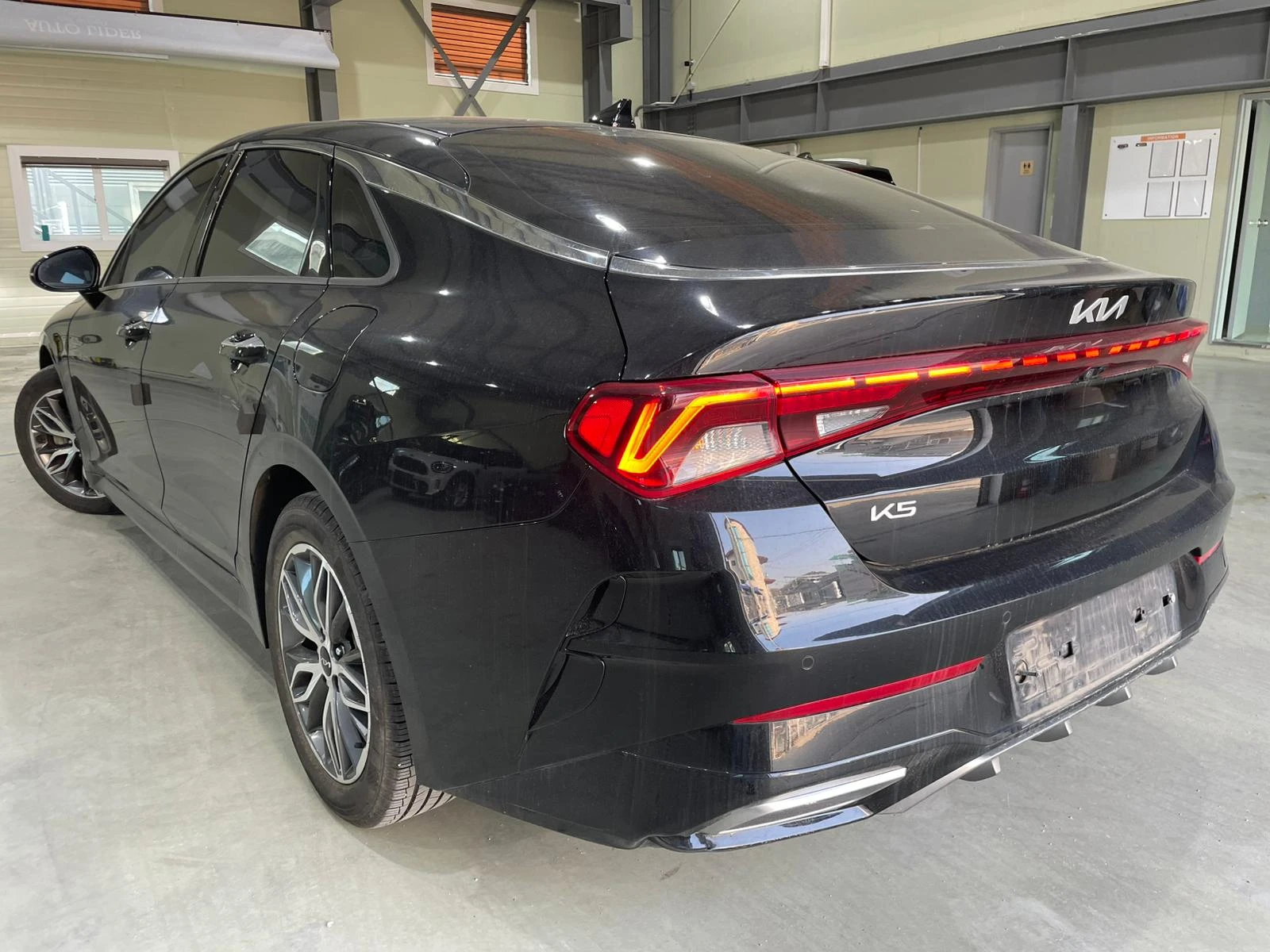 Kia K5 2.0i ! LPG ! Trendy !, снимка 6 - Автомобили и джипове - 54947126