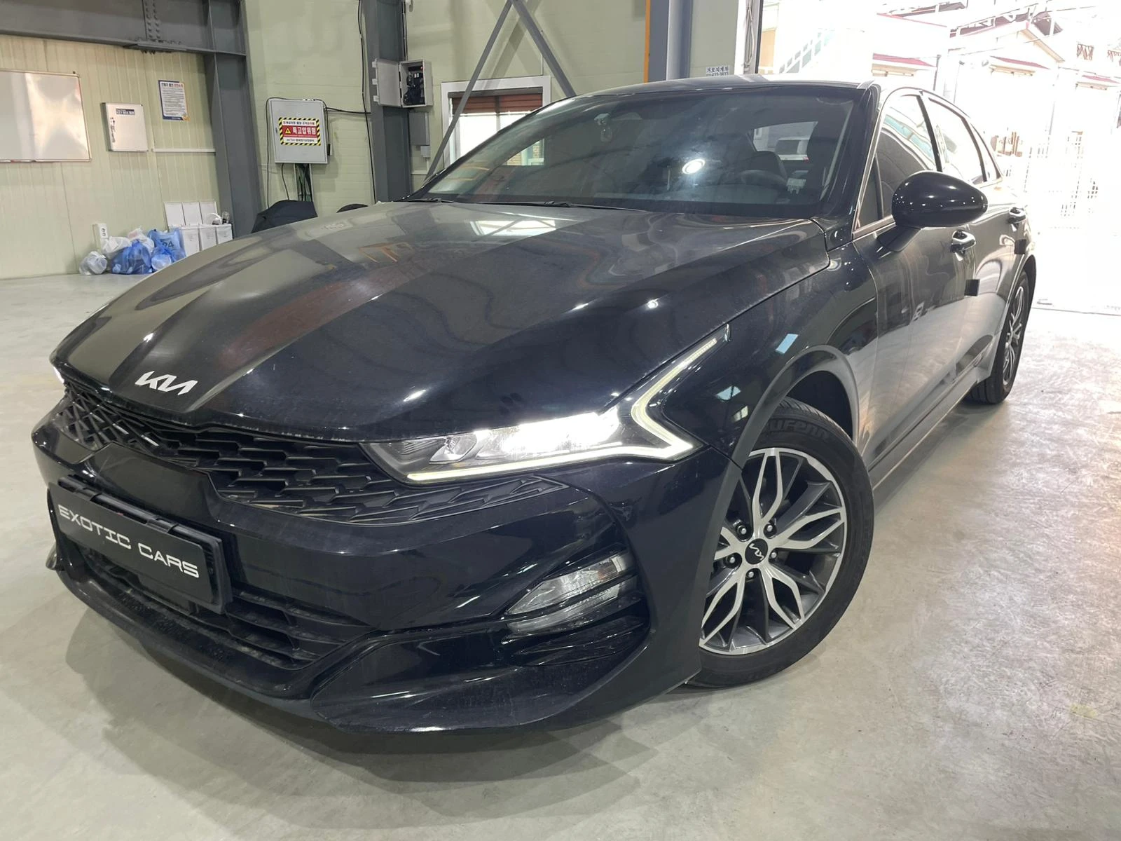 Kia K5 2.0i ! LPG ! Trendy !, снимка 3 - Автомобили и джипове - 54947126