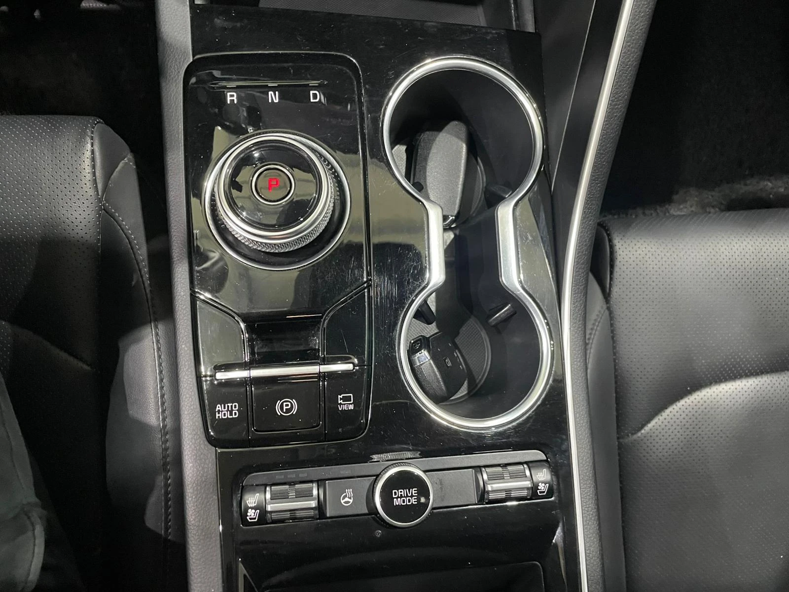 Kia K5 2.0i ! LPG ! Trendy !, снимка 16 - Автомобили и джипове - 54947126