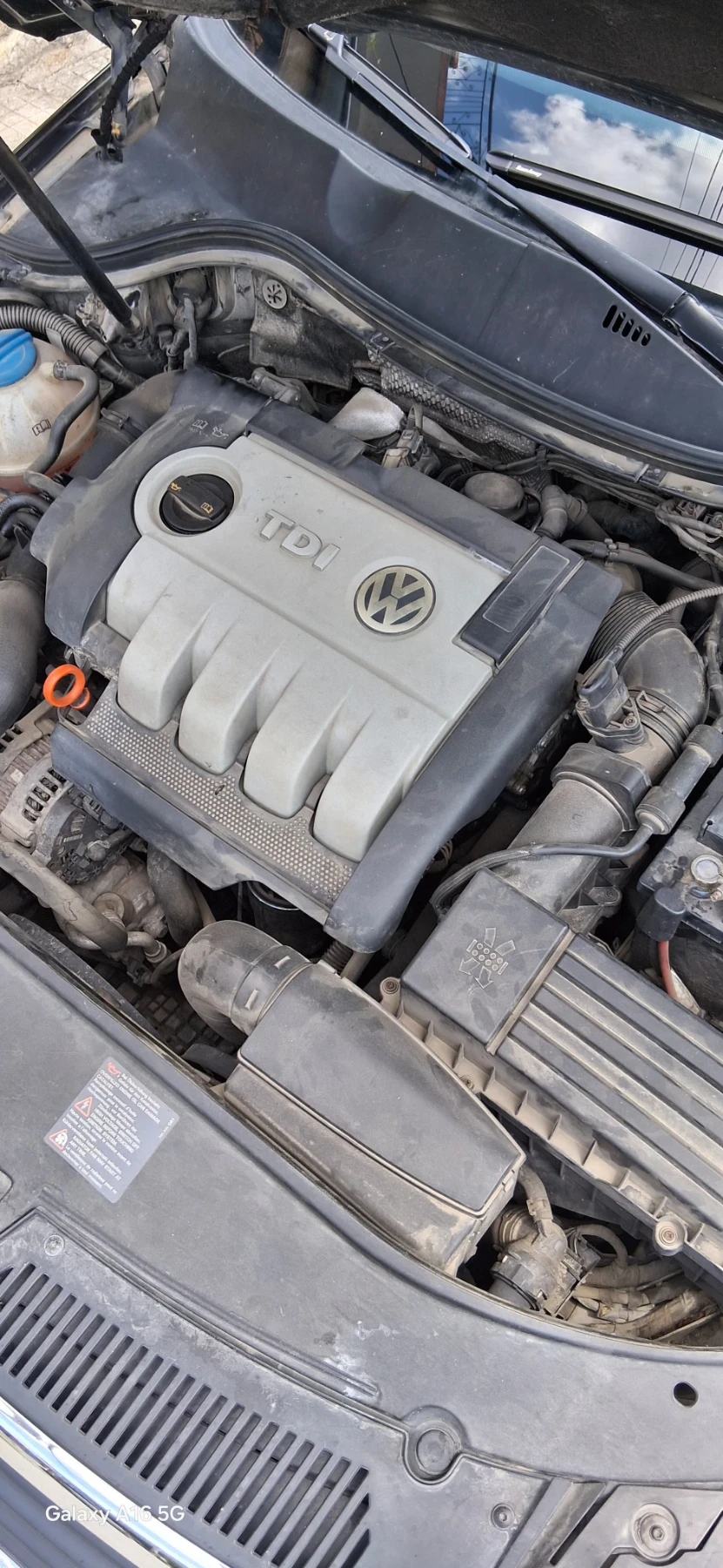 VW Passat 1.9TDI, снимка 15 - Автомобили и джипове - 54978943