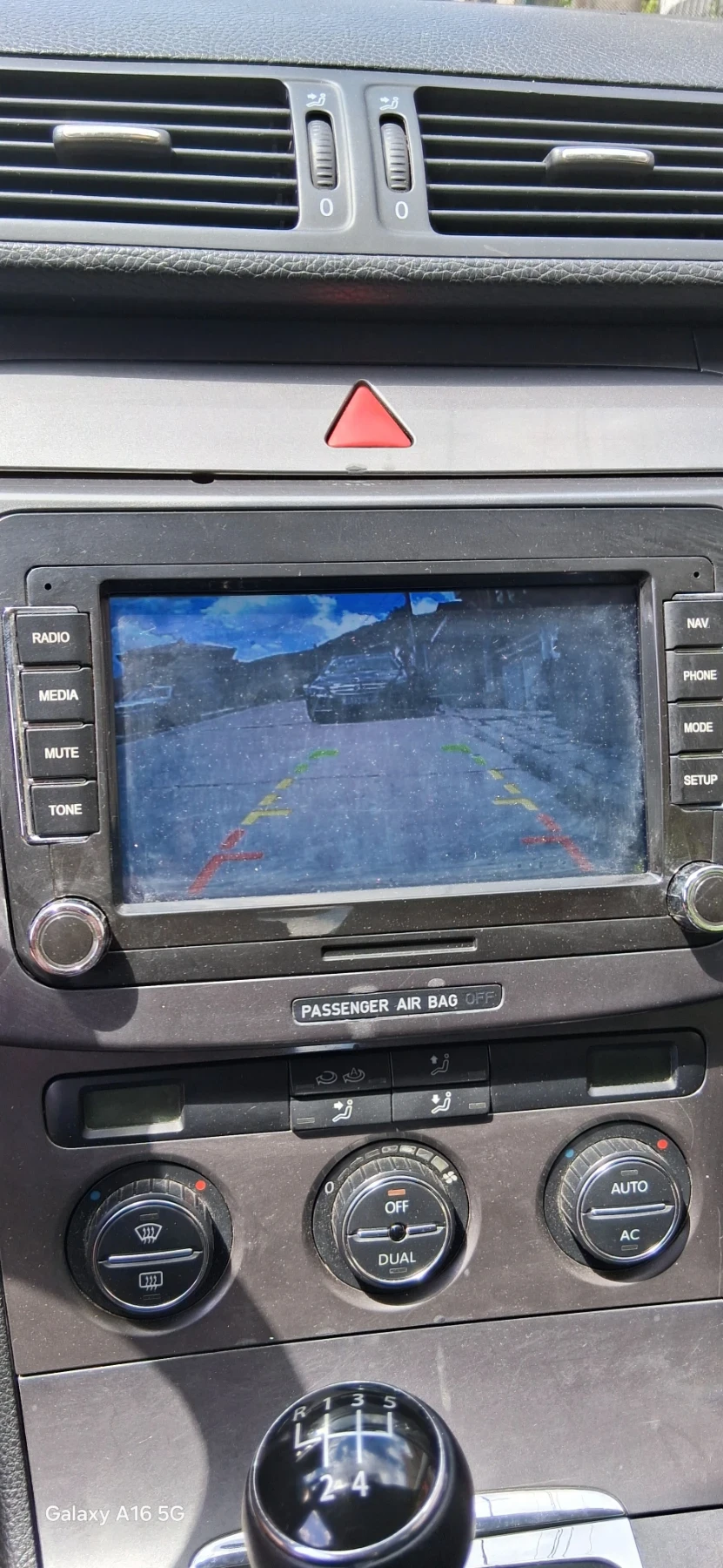 VW Passat 1.9TDI, снимка 14 - Автомобили и джипове - 54978943