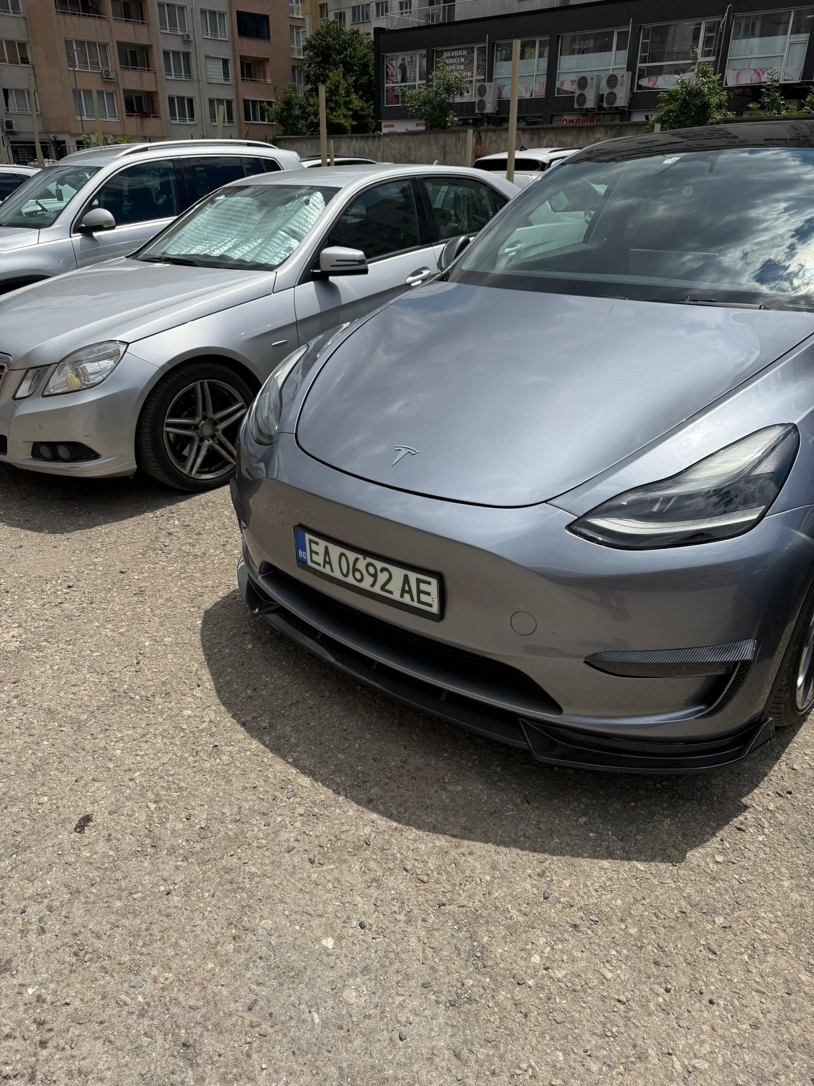 Tesla Model Y Dual Motor Performance, снимка 4 - Автомобили и джипове - 55031438