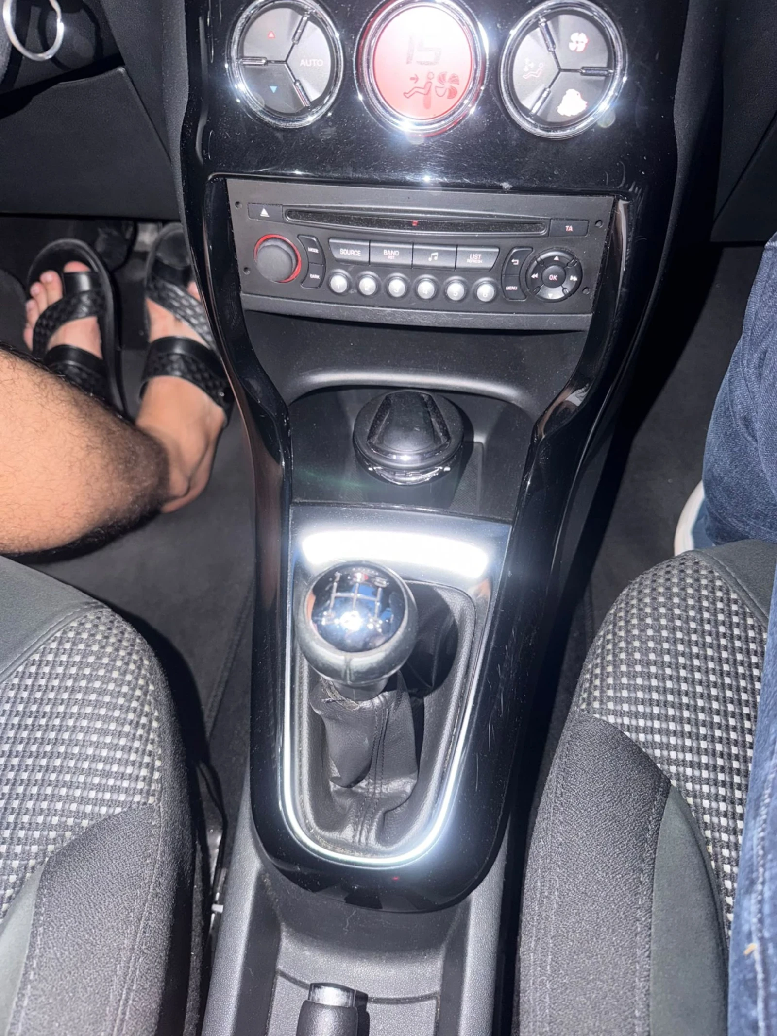 Citroen C3, снимка 7 - Автомобили и джипове - 55173174