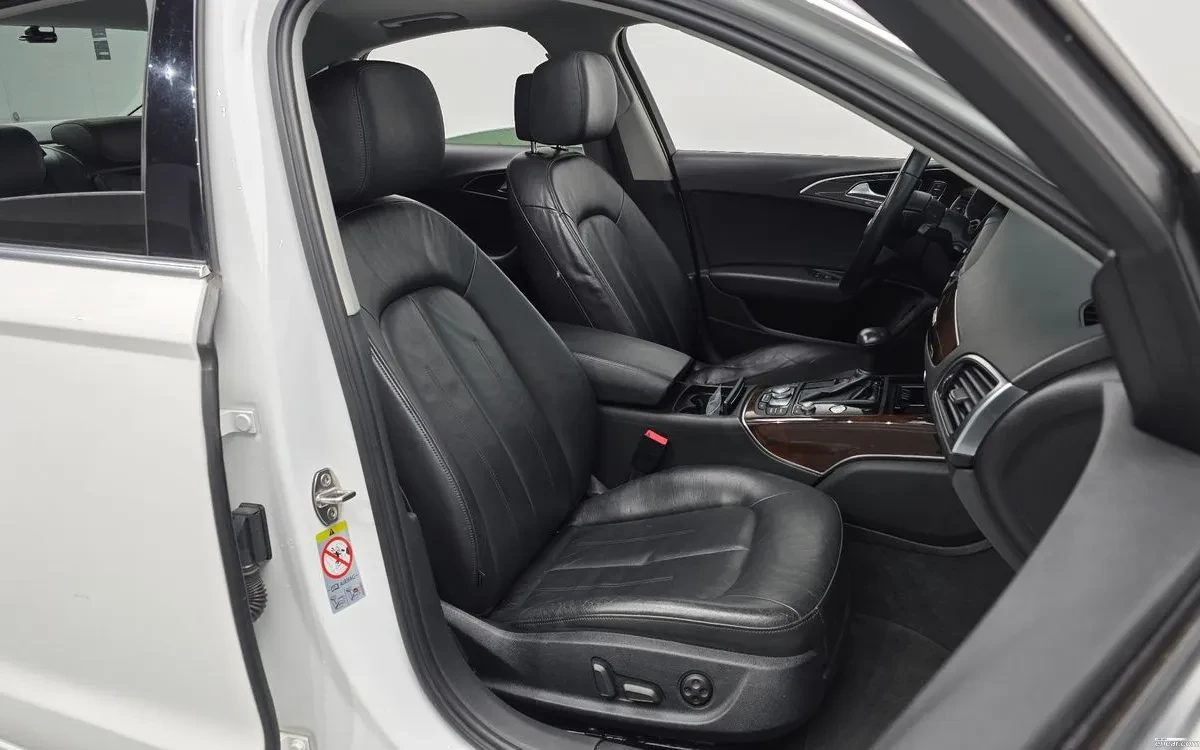 Audi A6 45TDI PRESTIGE/PANORAMA/360CAM/DIST/FULL, снимка 9 - Автомобили и джипове - 55221481