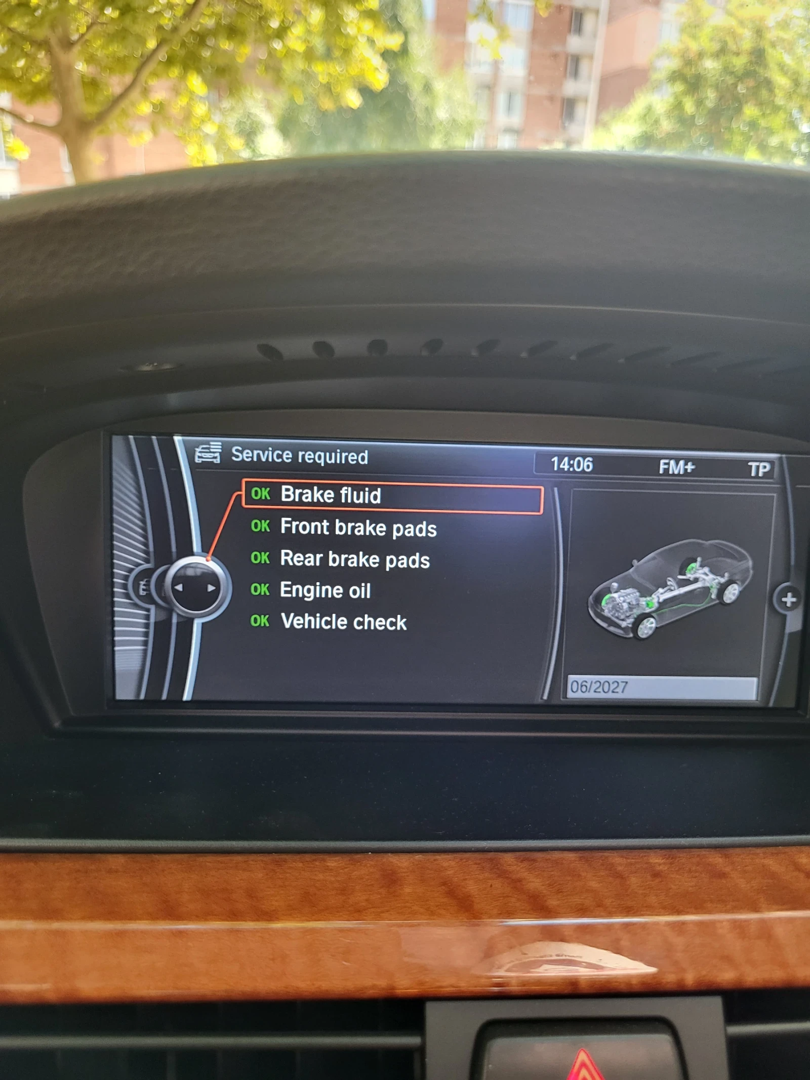 BMW 330 x-drive, снимка 12 - Автомобили и джипове - 55626518
