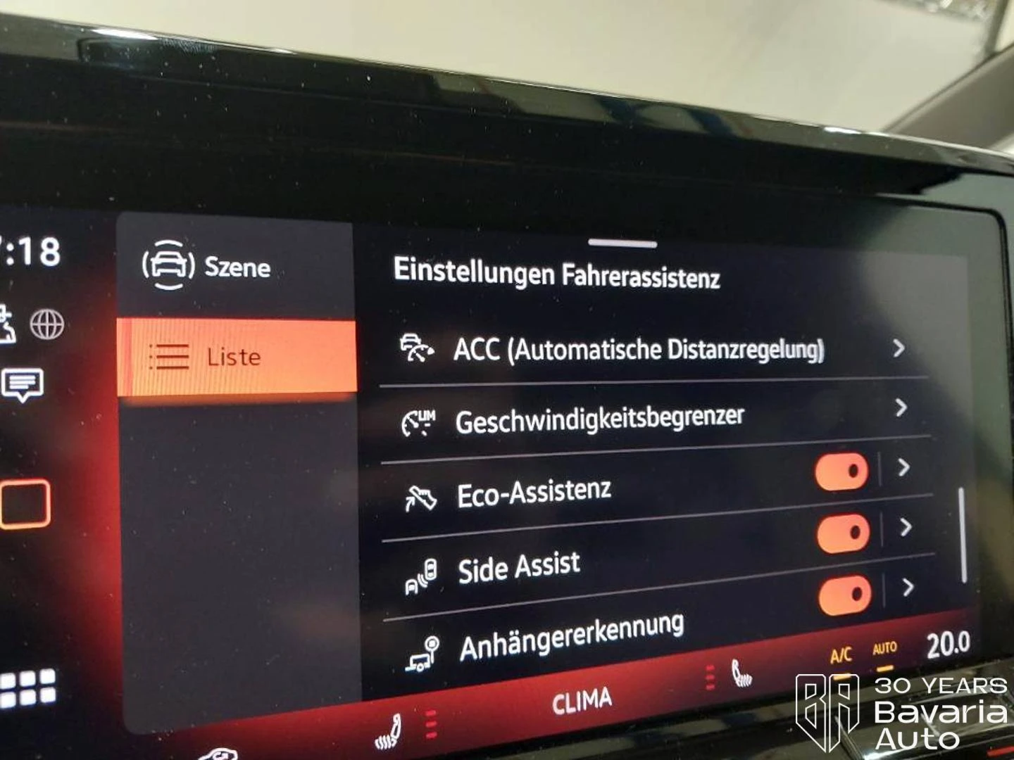 VW Multivan lang Style DSG Easy Open Basic, снимка 11 - Автомобили и джипове - 55767352