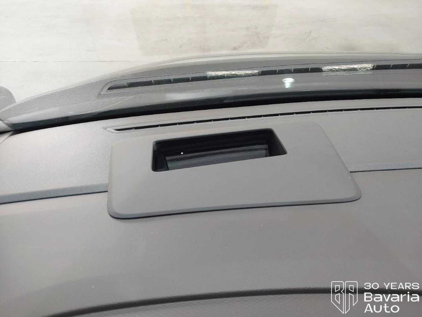 VW Multivan lang Style DSG Easy Open Basic, снимка 14 - Автомобили и джипове - 55767352