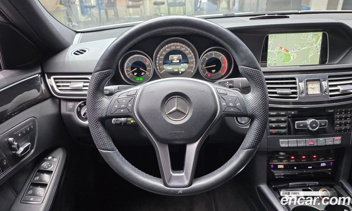 Mercedes-Benz E 250 CDI 4MATIC, снимка 13 - Автомобили и джипове - 55945449